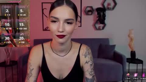 Sophie online show from November 20, 2025, 12:00 am