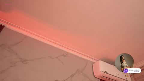 Sophie online show from January 15, 2026, 11:59 am