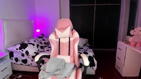    online show from May 18, 2026, 4:07 am