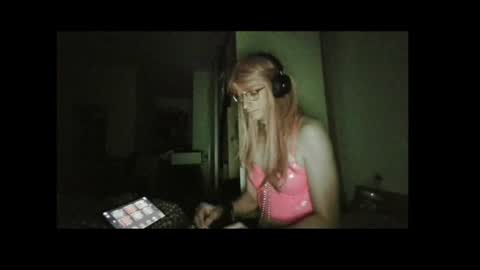 Snapshot of sophiecross369 chatting on July 4, 2026, 1:12 am Sophie Cross online show from July 4, 2026, 1:12 am