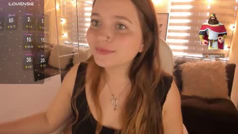 Sophie  online show from March 10, 2026, 2:55 pm