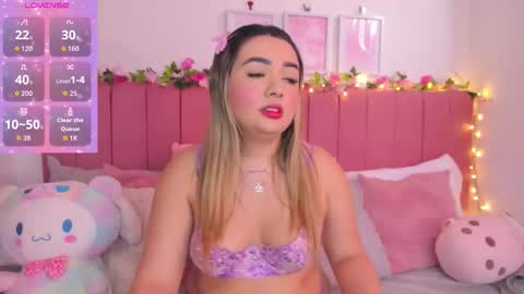 Snapshot of sophiee_rosee chatting on February 23, 2026, 6:05 pm sophiee rosee online show from February 23, 2026, 6:05 pm