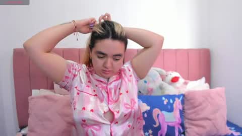 Snapshot of sophiee_rosee chatting on July 19, 2026, 6:44 pm sophiee rosee online show from July 19, 2026, 6:44 pm