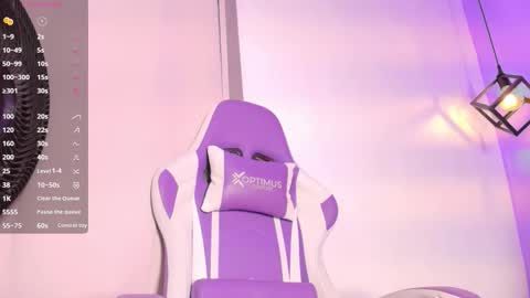         online show from November 6, 2025, 3:46 pm