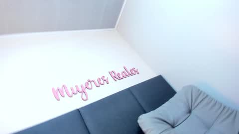 sophieharris__ online show from January 22, 2025, 12:06 am