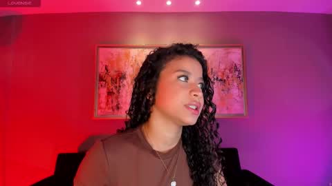 Sophie Houston online show from September 16, 2025, 4:24 am