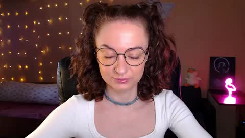 sophieleroux online show from April 10, 2026, 12:21 pm