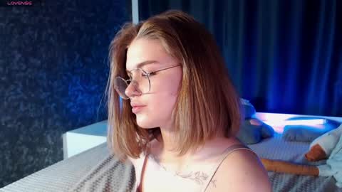 Snapshot of sophiemure chatting on April 29, 2026, 8:37 pm Sophie online show from April 29, 2026, 8:37 pm