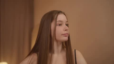 Snapshot of sophiephoria chatting on February 13, 2025, 5:01 pm Sophie Next stream 3 online show from February 13, 2025, 5:01 pm