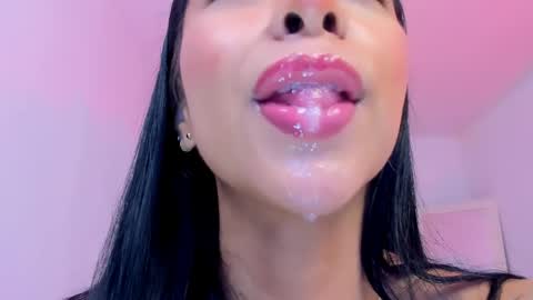 Snapshot of sophierooy chatting on April 29, 2026, 2:32 pm sophierooy online show from April 29, 2026, 2:32 pm