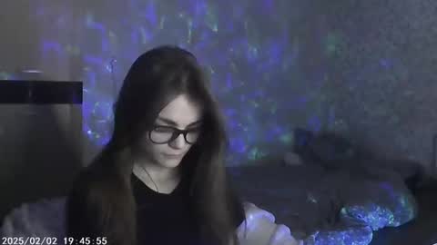 Sophie and my bestie Mandy    online show from February 1, 2025, 9:29 pm