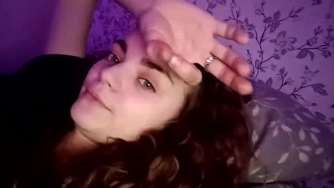 Sophie and my bestie Mandy    online show from February 8, 2025, 3:00 pm