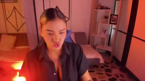 Snapshot of sophiewatson_ chatting on July 1, 2026, 2:07 pm sophiewatson_ online show from July 1, 2026, 2:07 pm