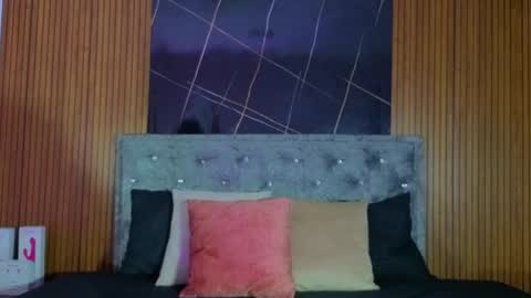 sophiexx__ online show from April 5, 2026, 11:40 am