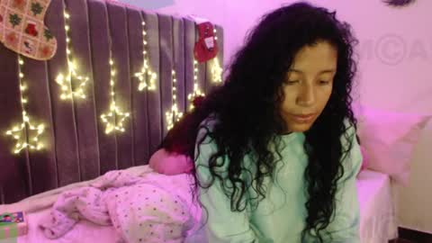 Sophia this is not my real name online show from December 18, 2024, 2:53 am