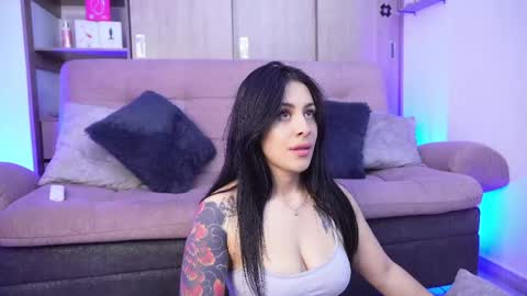 Snapshot of sophiiecums chatting on May 15, 2026, 3:13 am Sophiie online show from May 15, 2026, 3:13 am