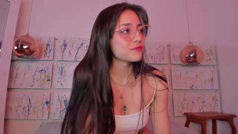 SOPHY ROGERS online show from December 11, 2024, 2:33 pm