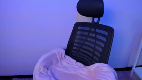 SOPHY ROGERS online show from December 26, 2024, 11:54 am