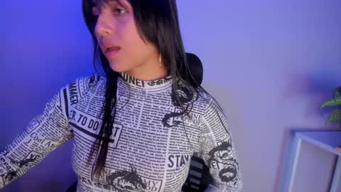 SOPHY ROGERS online show from January 2, 2025, 11:52 am