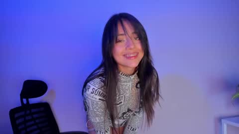 SOPHY ROGERS online show from January 2, 2025, 2:57 pm