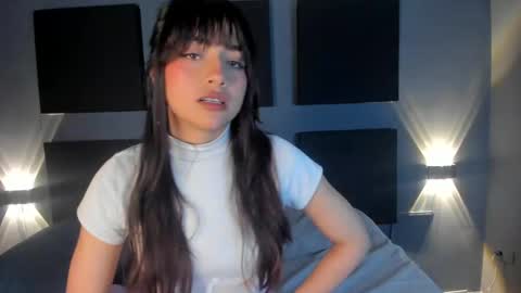 SOPHY ROGERS online show from January 17, 2025, 2:39 pm