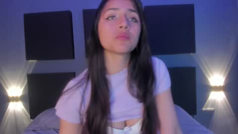 SOPHY ROGERS online show from January 23, 2025, 5:52 pm