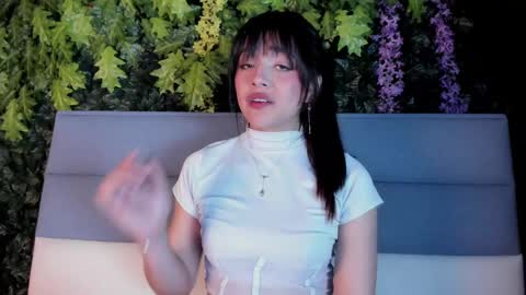 SOPHY ROGERS online show from January 28, 2025, 2:42 pm