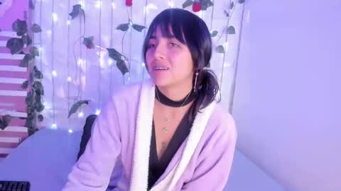 SOPHY ROGERS online show from January 31, 2025, 11:46 am