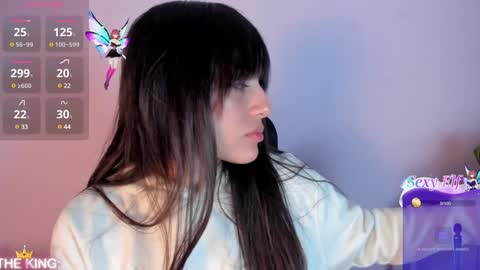 SOPHY ROGERS online show from February 5, 2025, 11:44 am