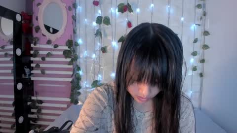 SOPHY ROGERS online show from February 7, 2025, 11:45 am