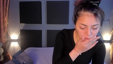 SOPHY ROGERS online show from February 8, 2025, 11:55 am