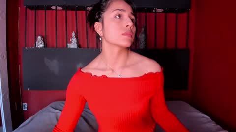 SOPHY ROGERS online show from February 12, 2025, 12:01 pm