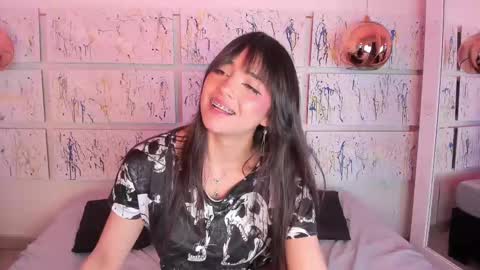 SOPHY ROGERS online show from February 13, 2025, 2:52 pm