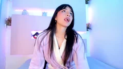 SOPHY ROGERS online show from February 18, 2025, 2:49 pm