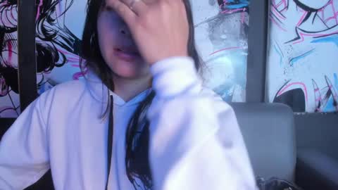 SOPHY ROGERS online show from March 5, 2025, 11:38 am