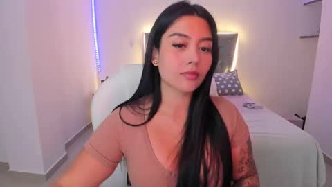 Sophy Bunny online show from September 10, 2025, 10:10 pm