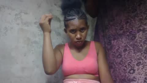 soriettezah online show from February 19, 2026, 2:02 pm