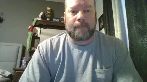 Snapshot of soro00421 chatting on February 11, 2025, 9:35 pm soro00421 online show from February 11, 2025, 9:35 pm