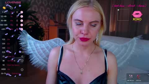 Lisa online show from May 14, 2026, 2:07 am