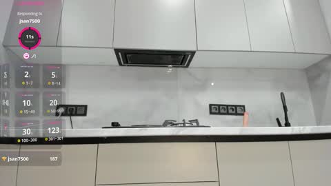 Snapshot of soul_mi chatting on October 15, 2025, 5:13 pm Mia online show from October 15, 2025, 5:13 pm