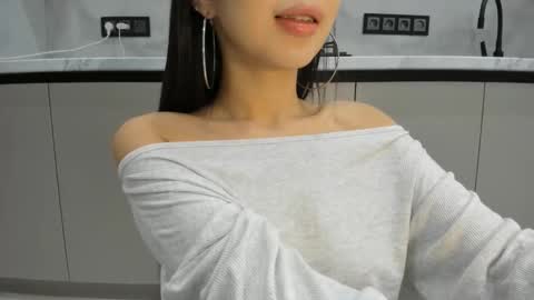 Snapshot of soul_mi chatting on October 23, 2025, 4:39 pm Mia online show from October 23, 2025, 4:39 pm