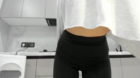 Snapshot of soul_mi chatting on October 29, 2025, 9:05 pm Mia online show from October 29, 2025, 9:05 pm