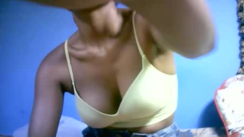 sourayaa online show from March 17, 2026, 8:01 pm