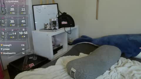 Bunnydathug online show from December 26, 2024, 6:54 pm