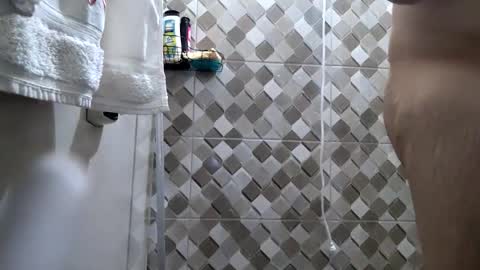 Snapshot of souzabig chatting on September 21, 2025, 6:04 am souzabig online show from September 21, 2025, 6:04 am