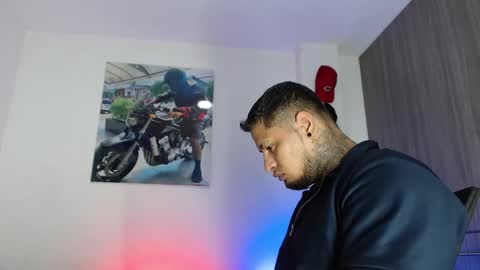 soy_apolo online show from November 18, 2025, 3:27 pm