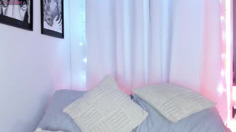 Irisita online show from February 27, 2025, 11:48 pm