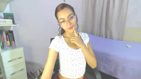 Snapshot of soy_miauhg chatting on June 25, 2026, 4:56 am Miauhg online show from June 25, 2026, 4:56 am
