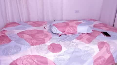 Snapshot of soy_naty_rose3 chatting on February 2, 2025, 10:17 pm Naty online show from February 2, 2025, 10:17 pm