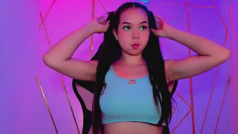 sheila smitt  online show from November 24, 2025, 12:43 am